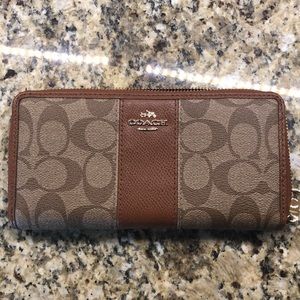 Coach wallet
